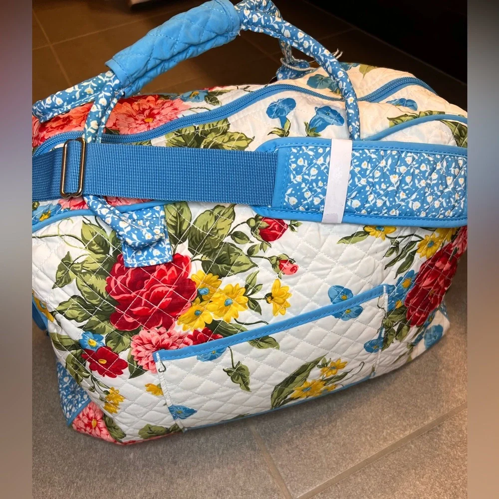Quilted Floral Travel Bag by Pioneer Woman w/ Adjustable Shoulder Strap
